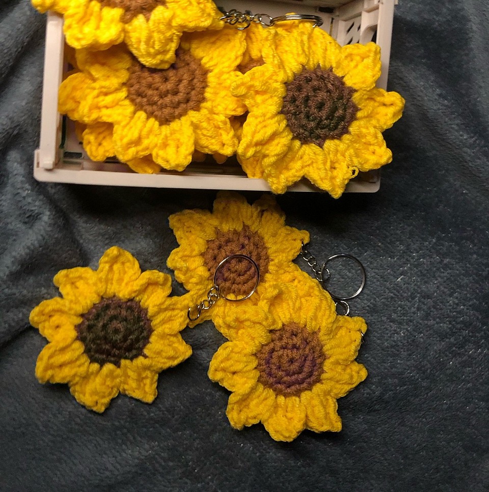 Php 30 - Sunflower keychains