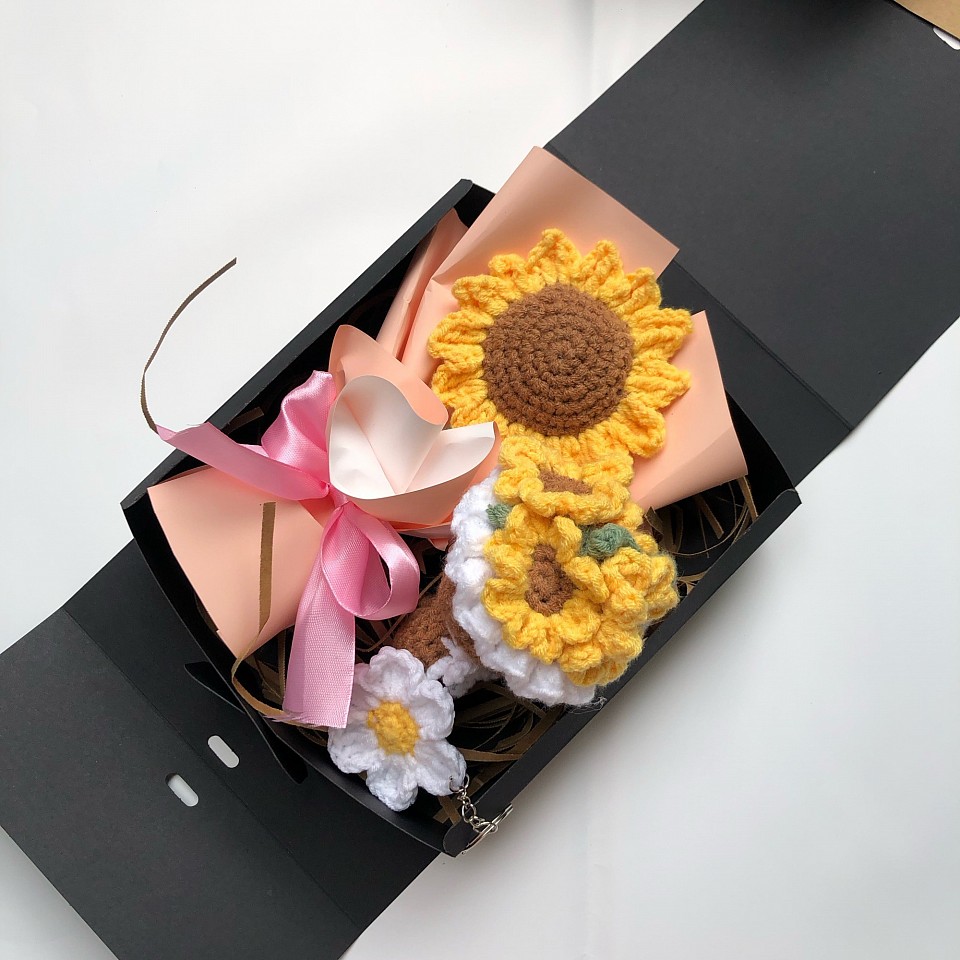 Php 189- 3 in 1 bundle : Sunflower bundle